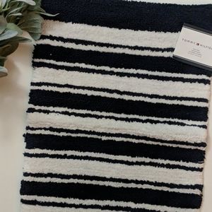 tommy hilfiger bathroom rugs